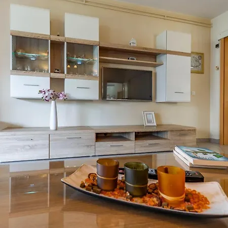 Spacious And Comfortable In Medulin, Croatia *