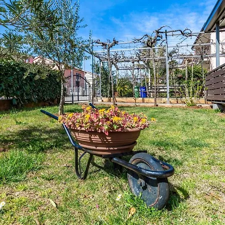 Spacious And Comfortable In Medulin, Croatia