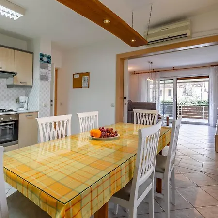 Spacious And Comfortable In Medulin, Croatia