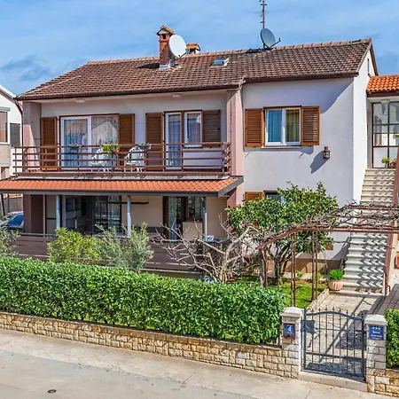Spacious And Comfortable In Medulin, Croatia ميدولين